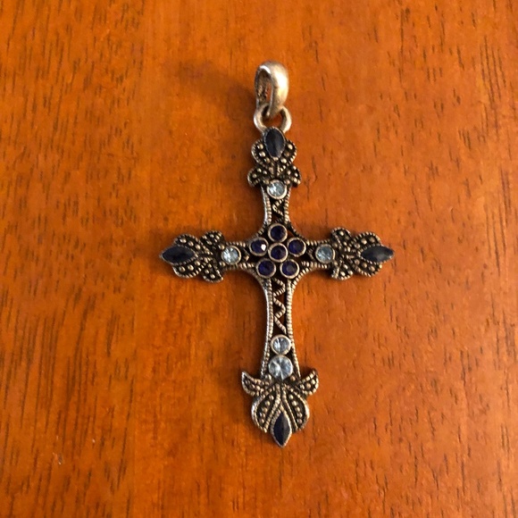 UNK Accessories - RELIGIOUS CROSS